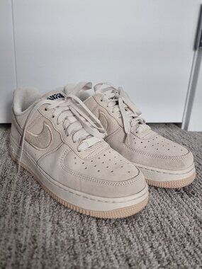 Nike Air Force 1 Suede